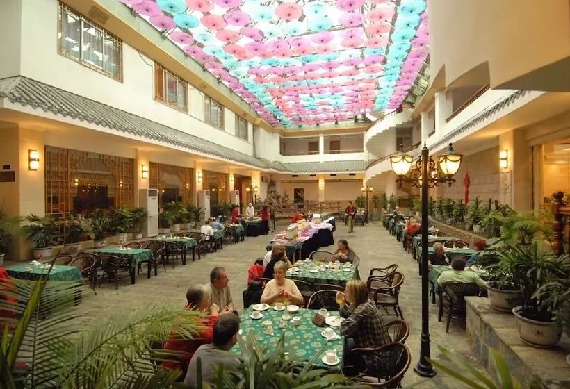 Отель Yangshuo New Century