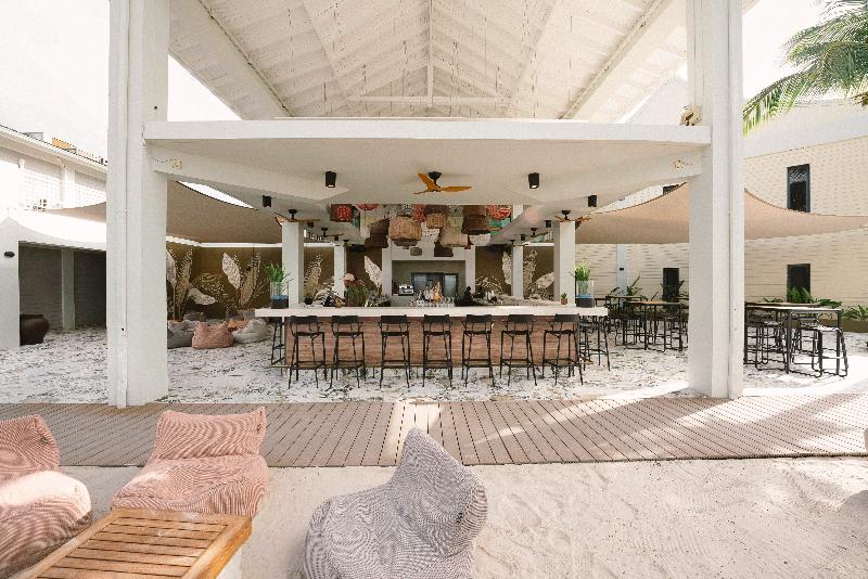 Papagayo Beach Resort