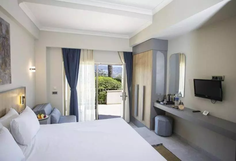 Yasmin Bodrum Resort