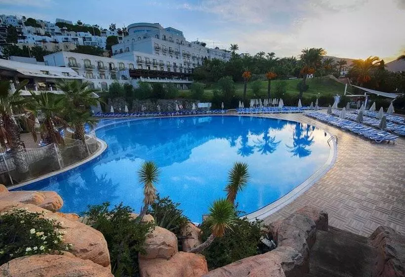 Yasmin Bodrum Resort
