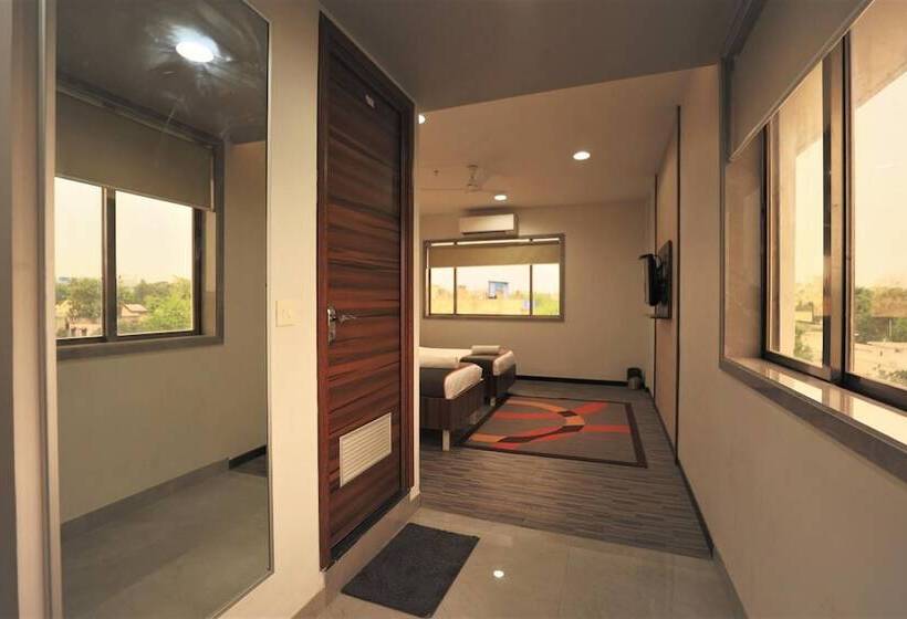 בית מלון כפרי Crystal Urban Park