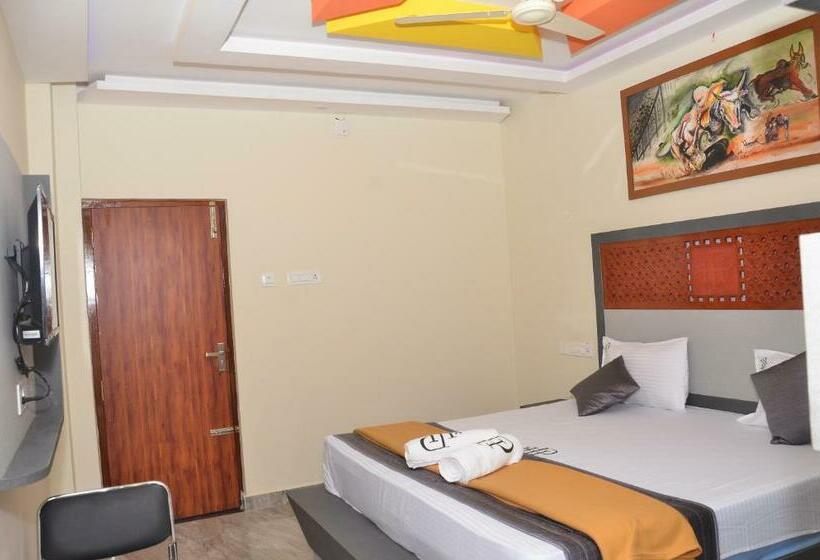 Hotelli Panchavarnaa