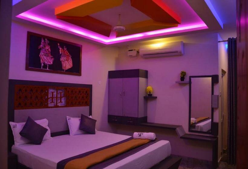 Hotelli Panchavarnaa