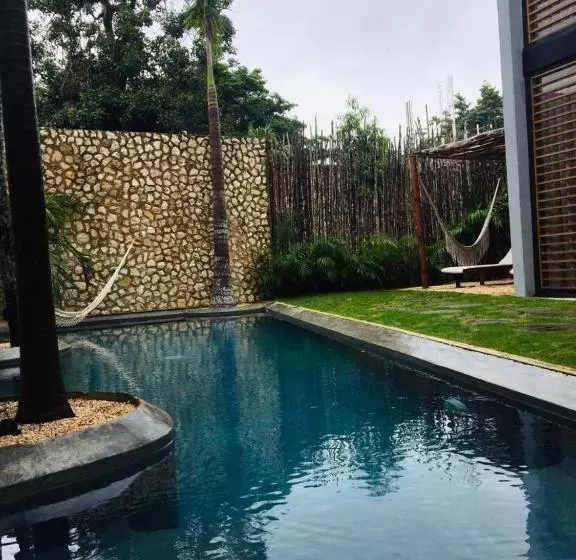 ホテル Ariché Tulum  & Hostal