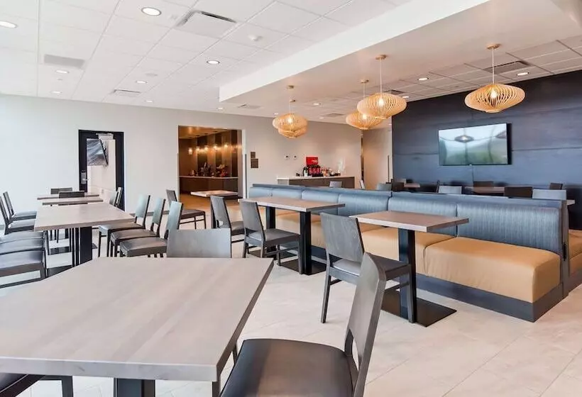 Hotelli Best Western Plus Settlers Point