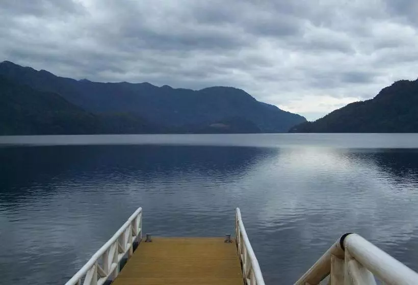 Hotelli Hosteria Cabañas Rucapillan