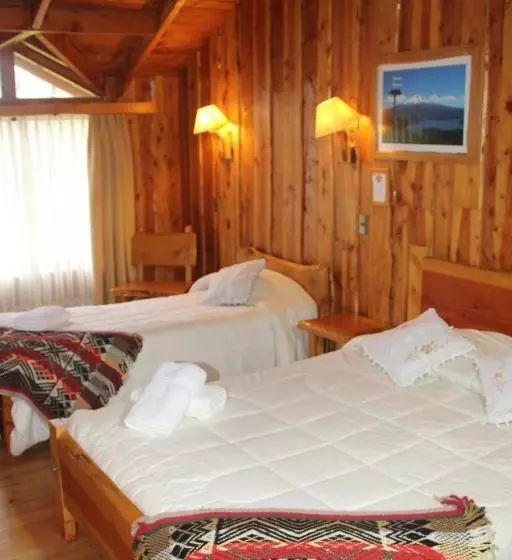 Hotelli Hosteria Cabañas Rucapillan