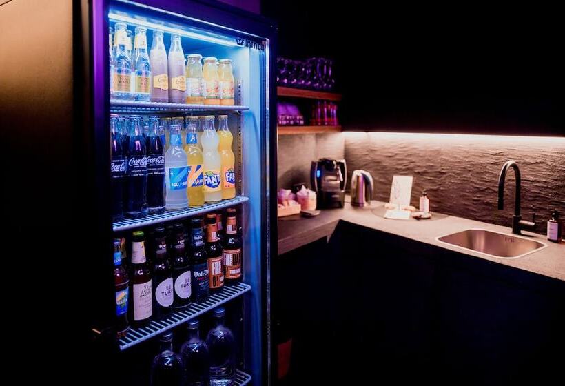 هتل Les Pardines 1819 Mountain Suites & Spa