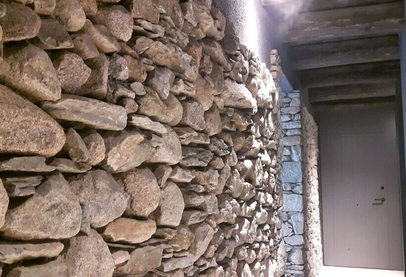 هتل Les Pardines 1819 Mountain Suites & Spa