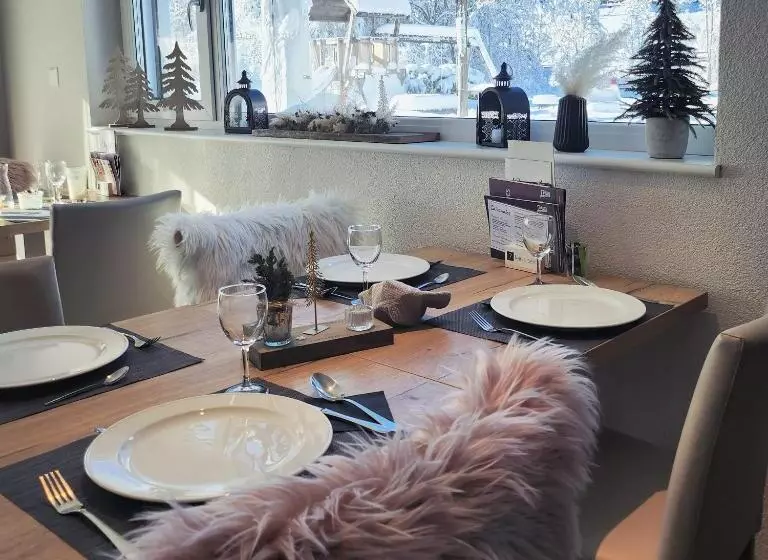 Hotelli Pension Fein & Sein