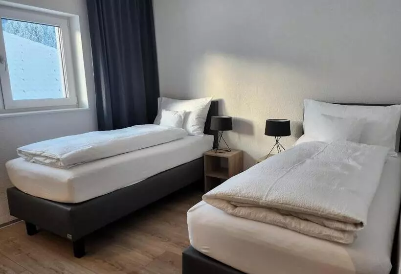 Hotelli Pension Fein & Sein