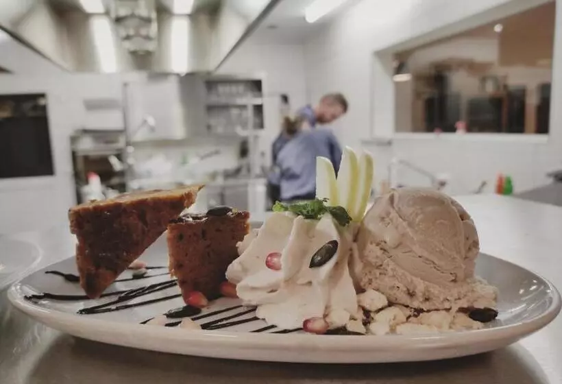 Hotelli Pension Fein & Sein