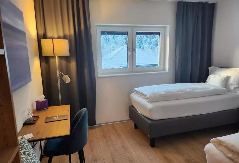 Hotelli Pension Fein & Sein