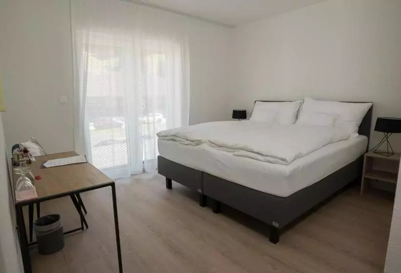 Hotelli Pension Fein & Sein