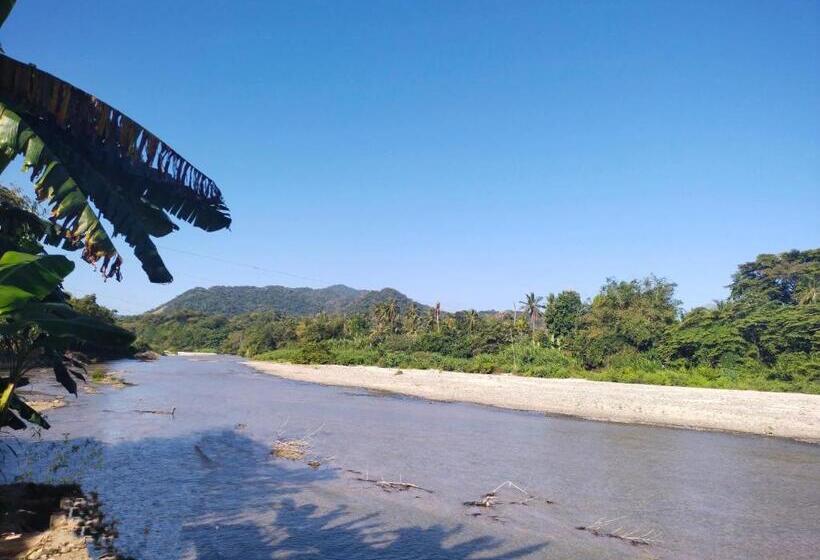 Pension (Hôtel basse catégorie) Mivals