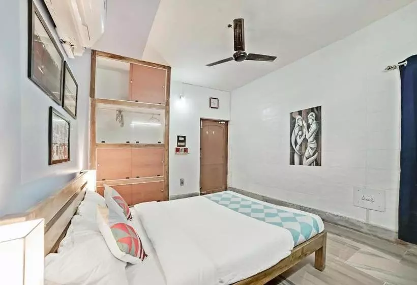 Majatalo Oyo 30104 Artistic Stay Near Barmunda Bus Stand