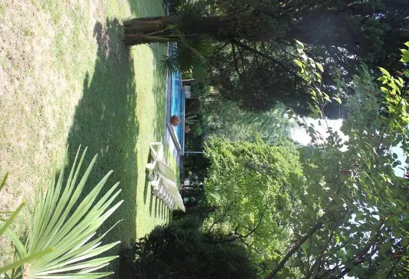 ペンション Villa Olevano