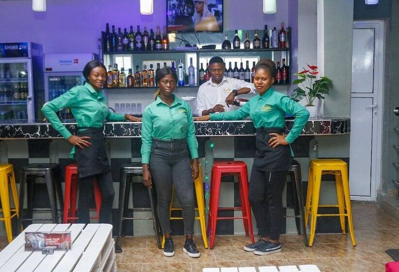 تختخواب و صبحانه Havilah Suites