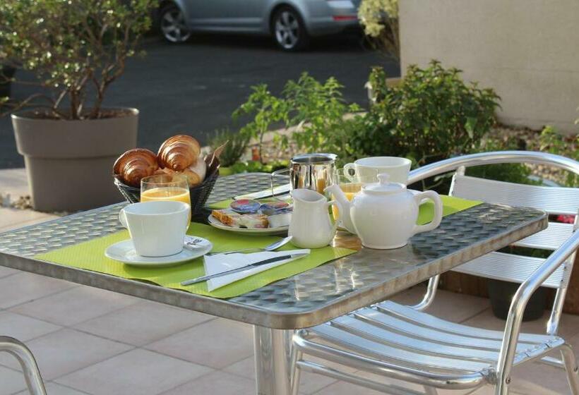 Contact Hotel Les Terrasses