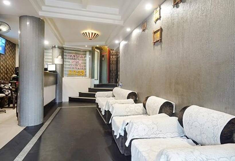 Fabhotel Shravan Nr Eternity Mall