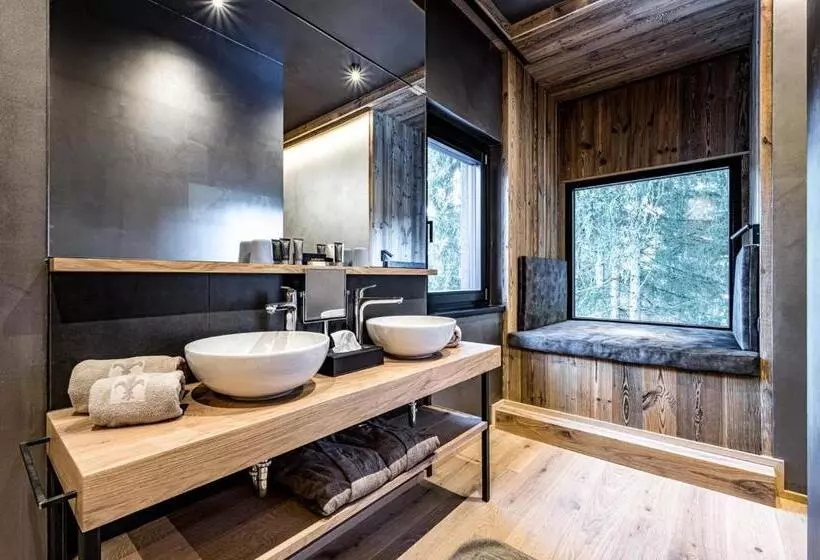 ホテル Almmonte Präclarum Suites Design