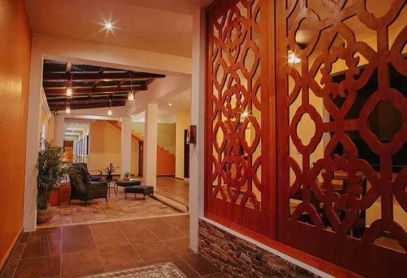 Hotelli Beach Don Gonzalo