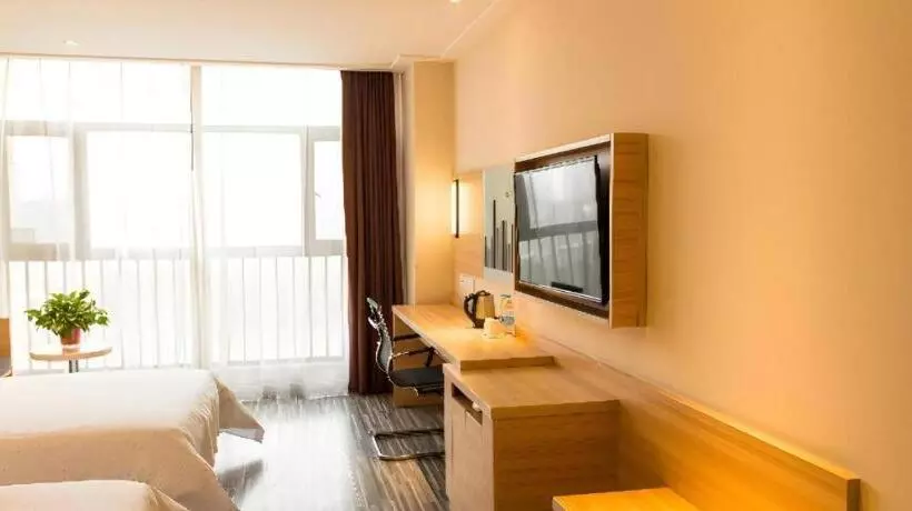 ホテル City Comfort Inn Yichang East Railway Station