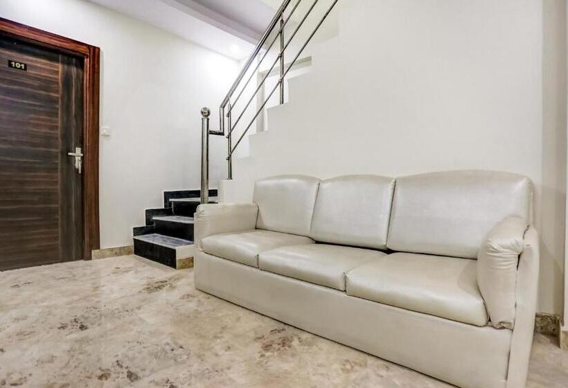 هتل Flagship 75676 New Daffodil Inn