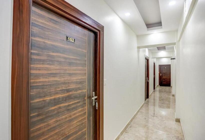 هتل Flagship 75676 New Daffodil Inn