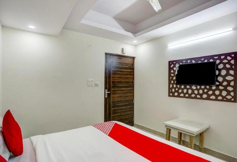 هتل Flagship 75676 New Daffodil Inn