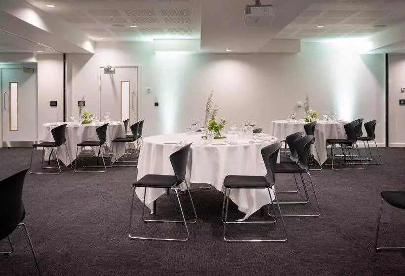 ホテル Innside By Meliá Newcastle