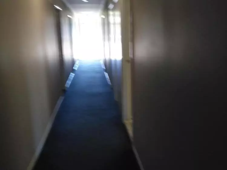 Hotelli Irish Club Accommodation