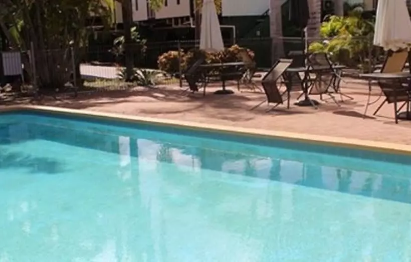 Hotelli Irish Club Accommodation