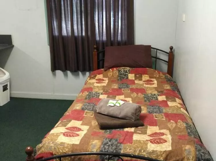 Hotelli Irish Club Accommodation