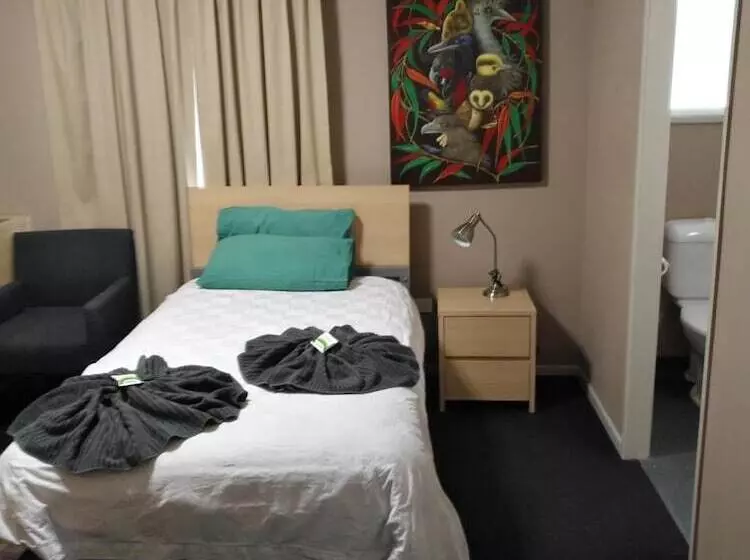 Hotelli Irish Club Accommodation