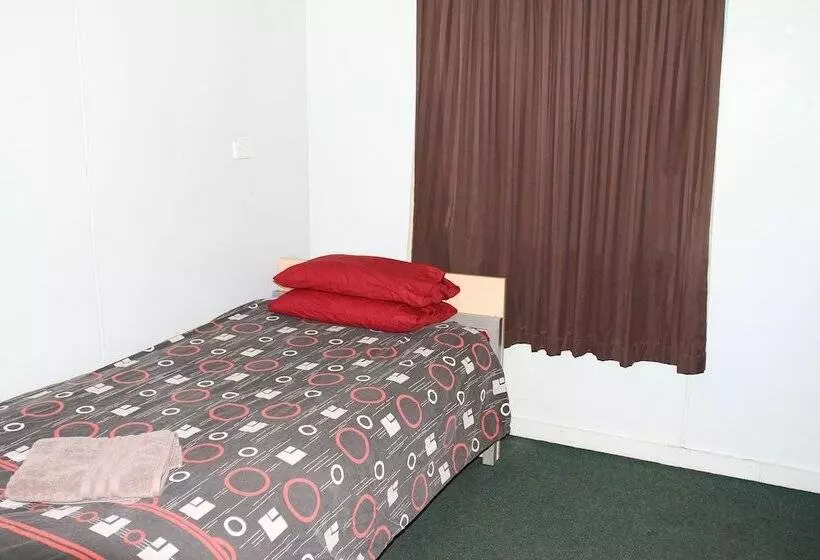 Hotelli Irish Club Accommodation