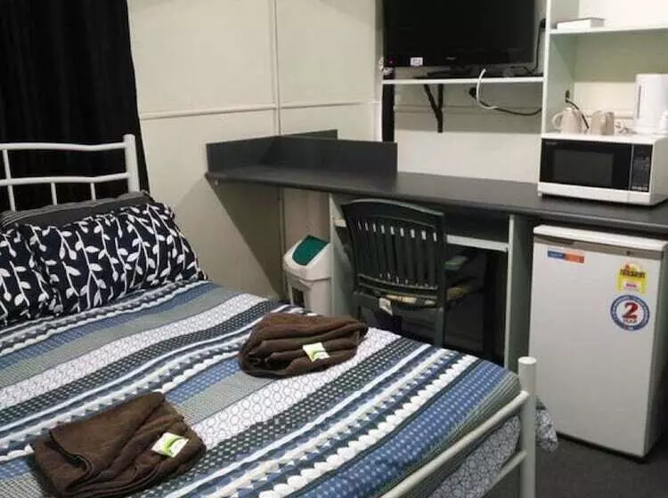Hotelli Irish Club Accommodation