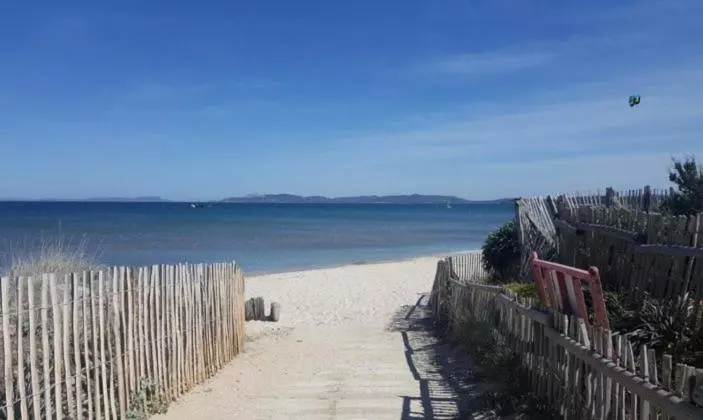 ホテル Le Lodge Des Iles D Or