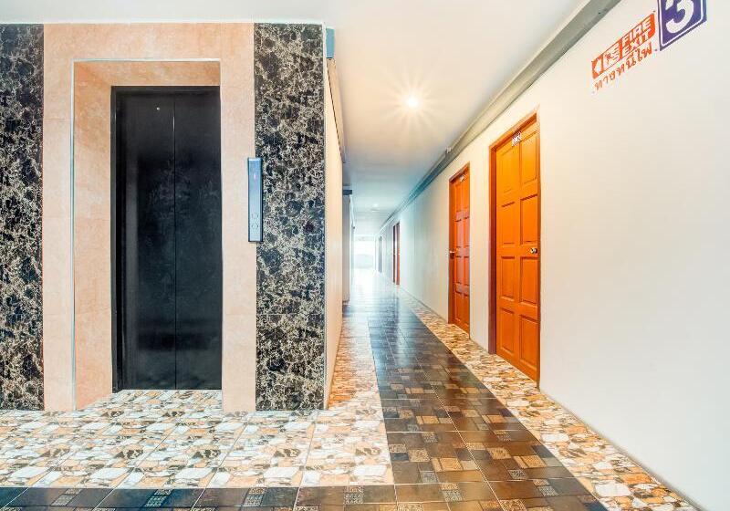 Hotel Oyo 75337 Ponpaipan1