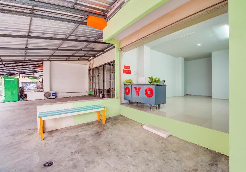 Hotel Oyo 75337 Ponpaipan1