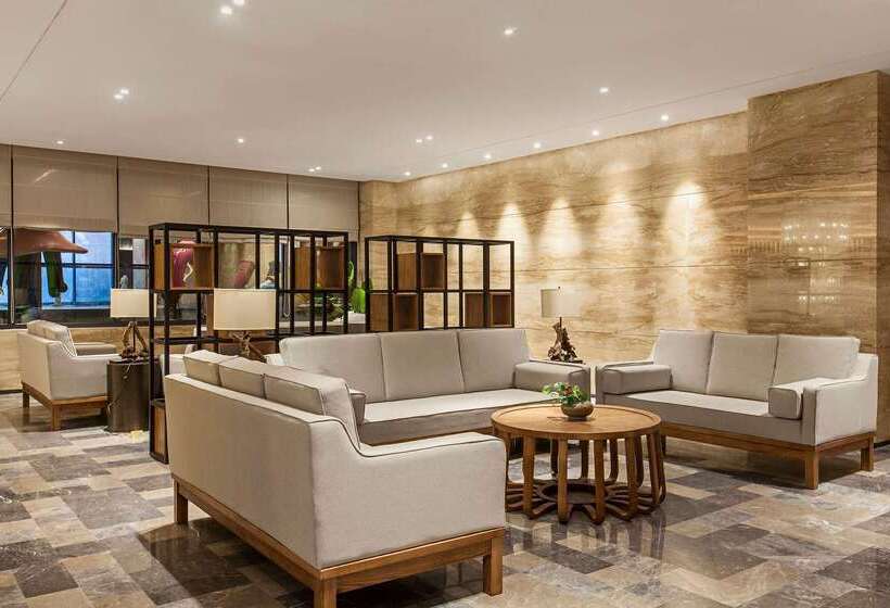 ホテル Ramada by Wyndham Guergou