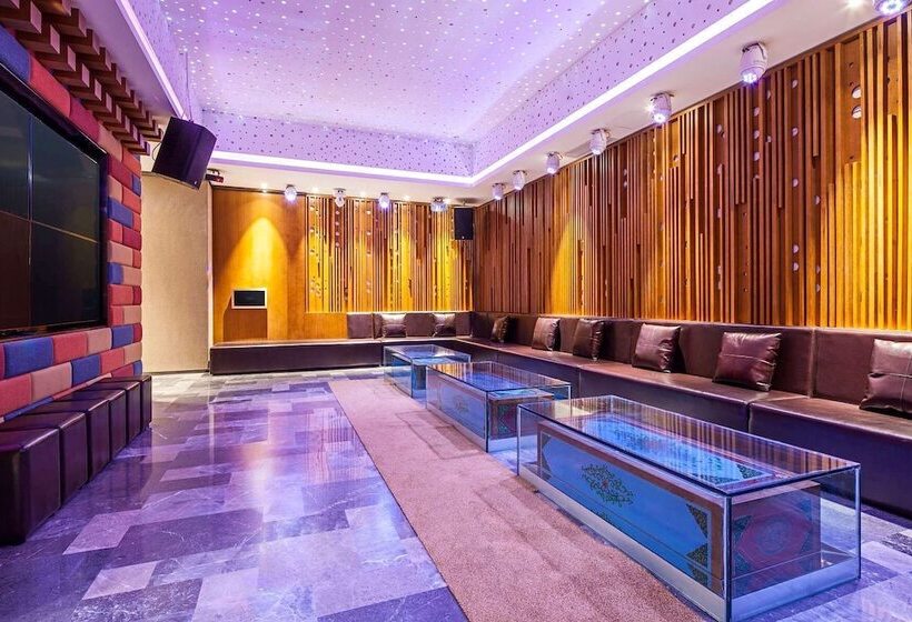 ホテル Ramada by Wyndham Guergou