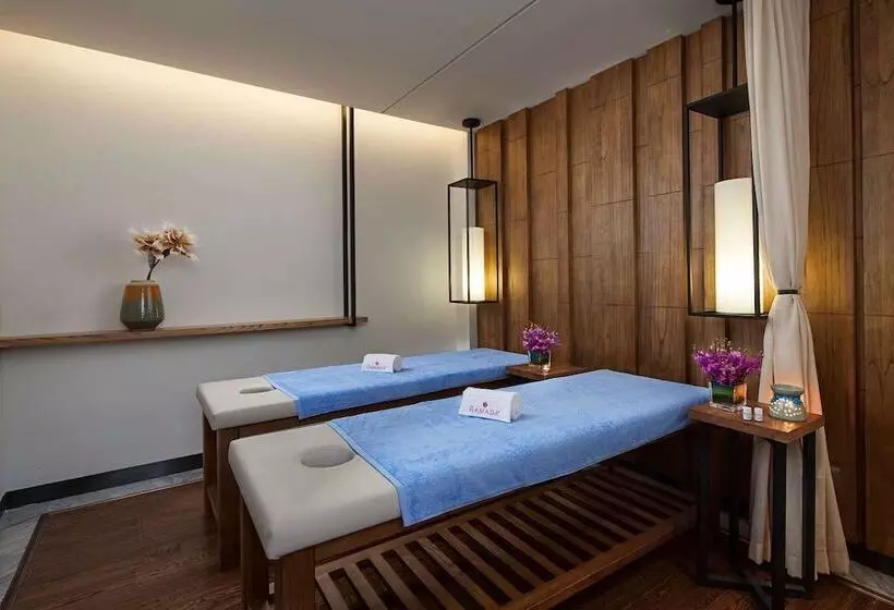 Hotelli Ramada by Wyndham Guergou