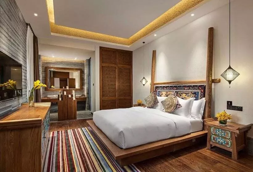 Hotelli Ramada by Wyndham Guergou