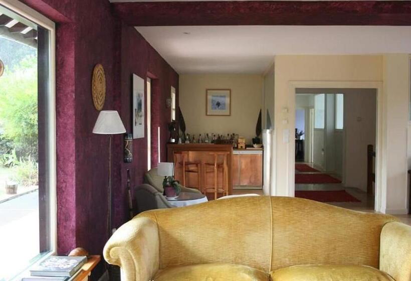 هاستل Posada Torre Del Milano