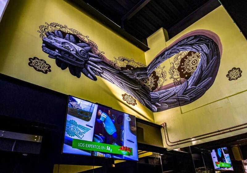 Cadillac Hotel Boutique