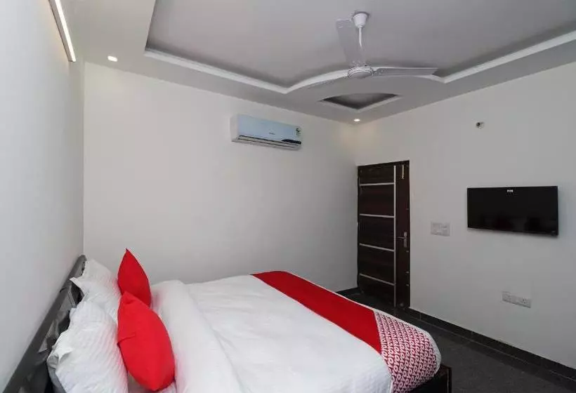 Hotelli Oyo 28576 Laxmi Residency