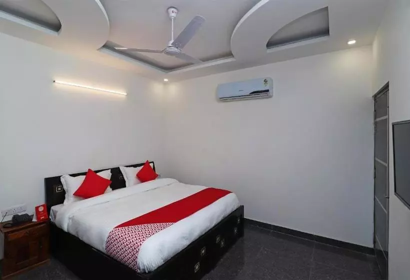 Hotelli Oyo 28576 Laxmi Residency