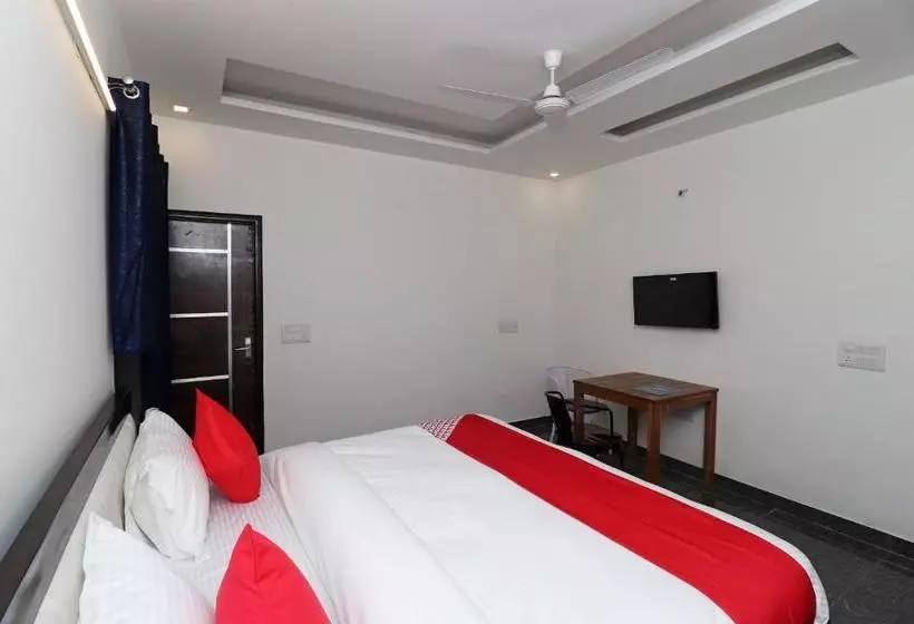 Hotelli Oyo 28576 Laxmi Residency