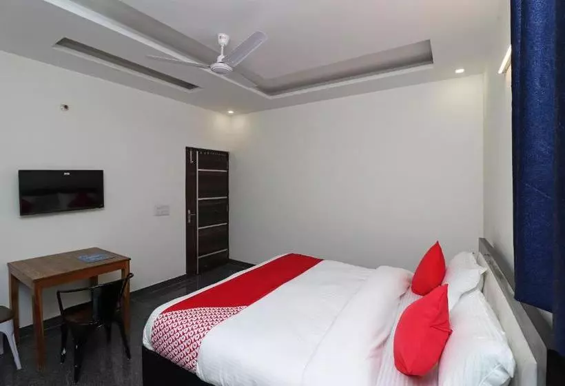 Hotelli Oyo 28576 Laxmi Residency